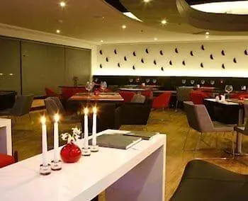 Samm Bistro Hotel 4*