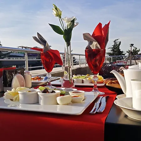 Hotel Samm Bistro 4*